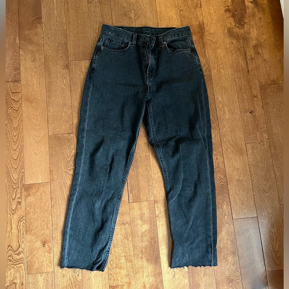 American Eagle Mom Jeans